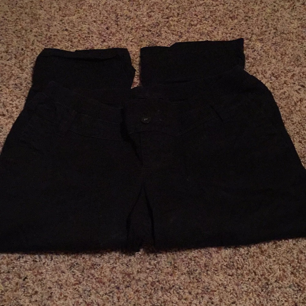Old Navy Black Maternity Capri Pants M